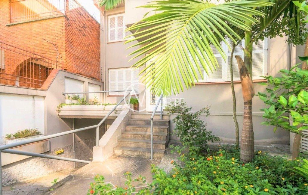 Casa Comercial à venda , 239m², Rua Candido Silveira no bairro Auxiliadora em Porto Alegre
