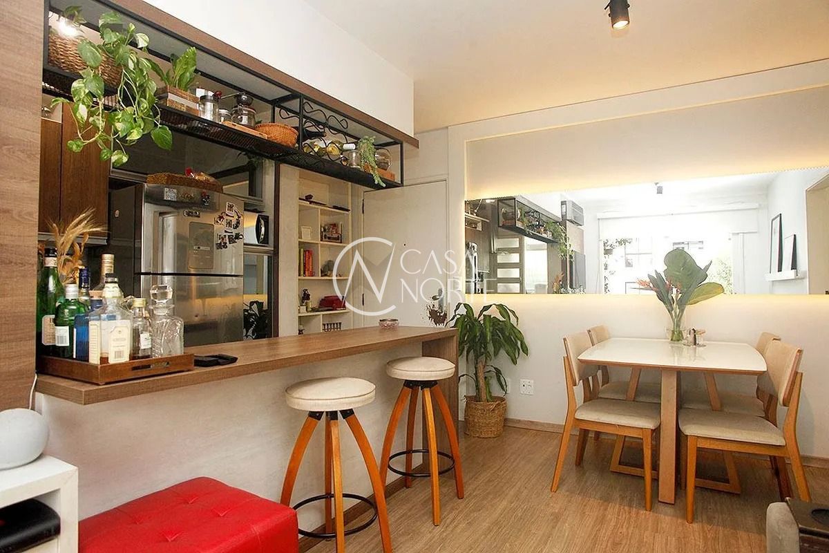 Apartamento à venda com 2 quartos, 62m², 1 vaga, Rua Doutor Gastão Rhodes no bairro Santana em Porto Alegre