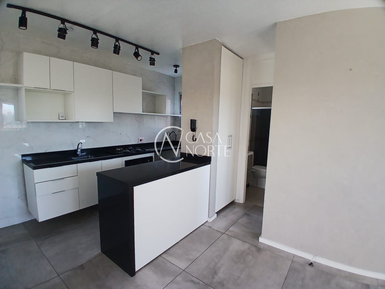 Apartamento à venda com 3 quartos, 64m², 1 vaga, Avenida Baltazar de Oliveira Garcia no bairro São Sebastião em Porto Alegre