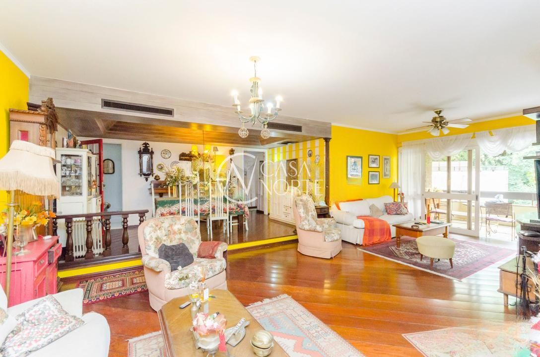 Apartamento à venda com 4 quartos, 216m², 2 suítes, 3 vagas, Rua Ciro Gavião no bairro Bela Vista em Porto Alegre