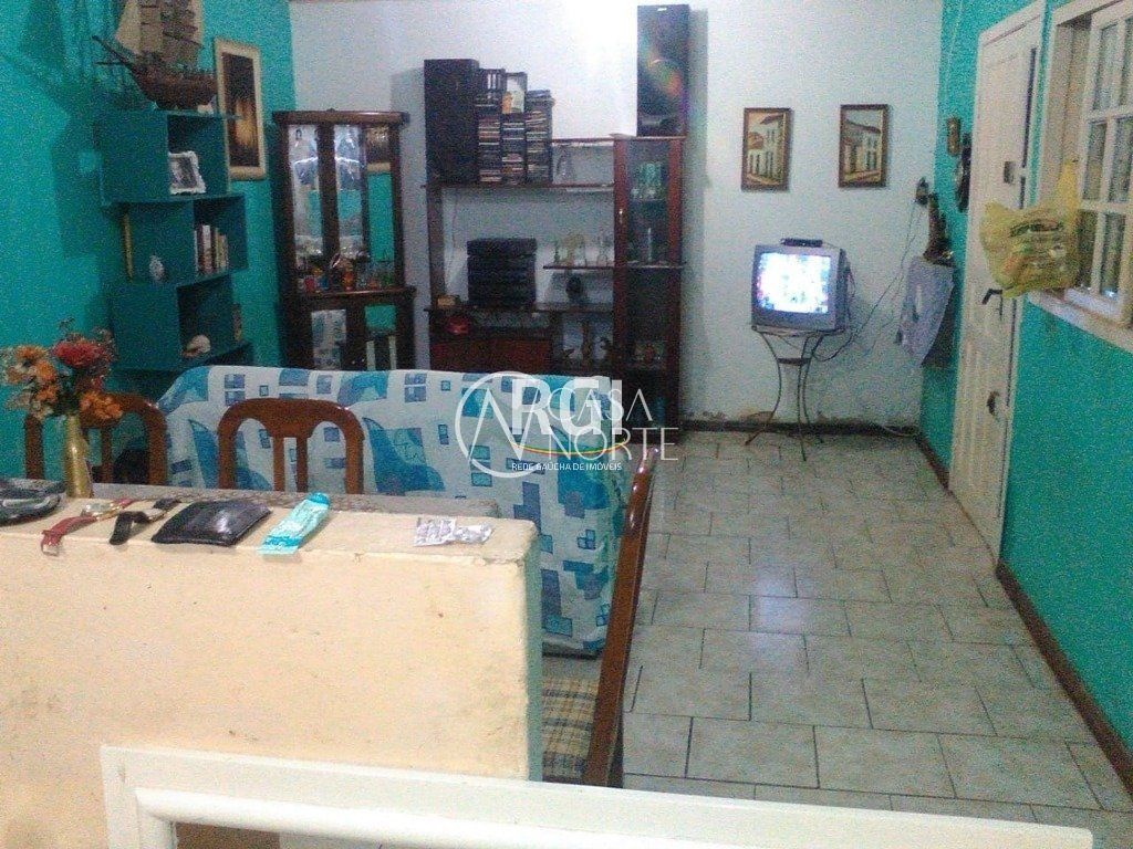 Casa à venda com 3 quartos, 95m², 3 vagas, Avenida Ignes E. Fagundes no bairro Restinga em Porto Alegre