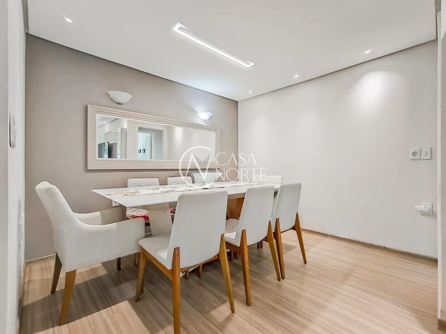 Apartamento à venda com 3 quartos, 120m², 1 suíte, 2 vagas, Avenida Coronel Lucas de Oliveira no bairro Bela Vista em Porto Alegre