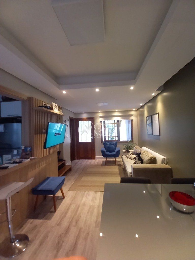 Casa de Condomínio à venda com 3 quartos, 138m², 1 suíte, 2 vagas, Rua Conselheiro Xavier da Costa no bairro Ipanema em Porto Alegre