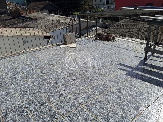 Casa à venda com 3 quartos, 80m², 1 suíte, 2 vagas, Rua Marechal Mesquita no bairro Teresópolis em Porto Alegre