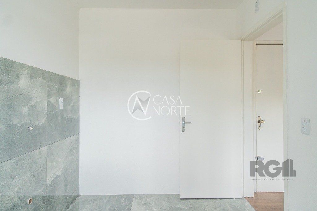 Apartamento à venda com 1 quarto, 37m², 1 vaga, Rua Victor Silva no bairro Camaquã em Porto Alegre