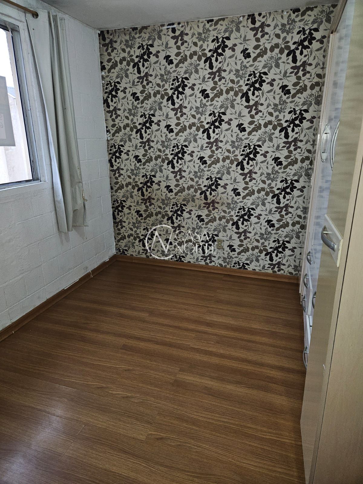 Apartamento à venda com 2 quartos, 39m², 1 vaga, Rua Nelson Zang no bairro Partenon em Porto Alegre