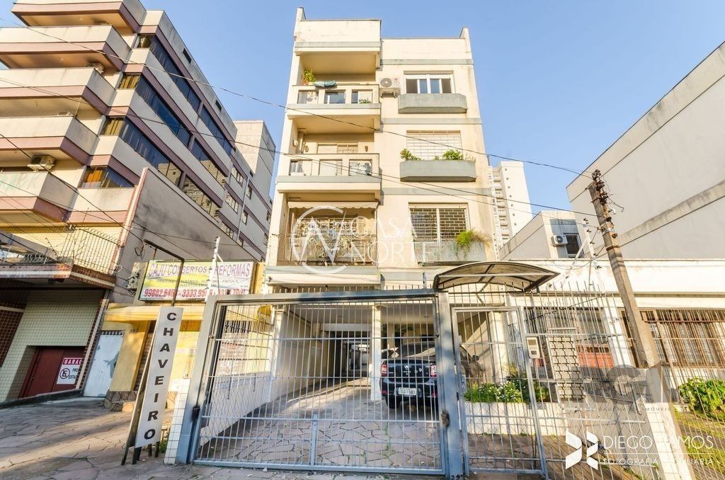 Apartamento à venda com 2 quartos, 78m², 1 suíte, 1 vaga, Rua Guilherme Alves no bairro Partenon em Porto Alegre