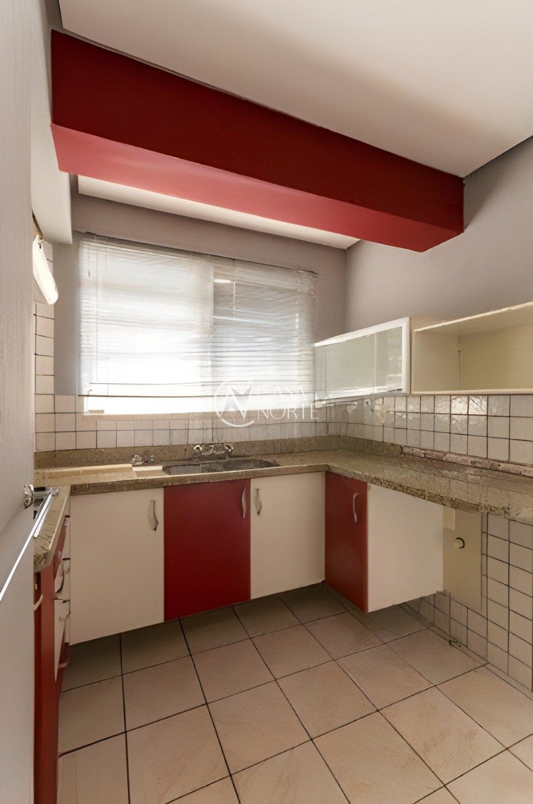 Apartamento à venda com 2 quartos, 86m², 1 suíte, 2 vagas, Rua Tito Lívio Zambecari no bairro Mont Serrat em Porto Alegre