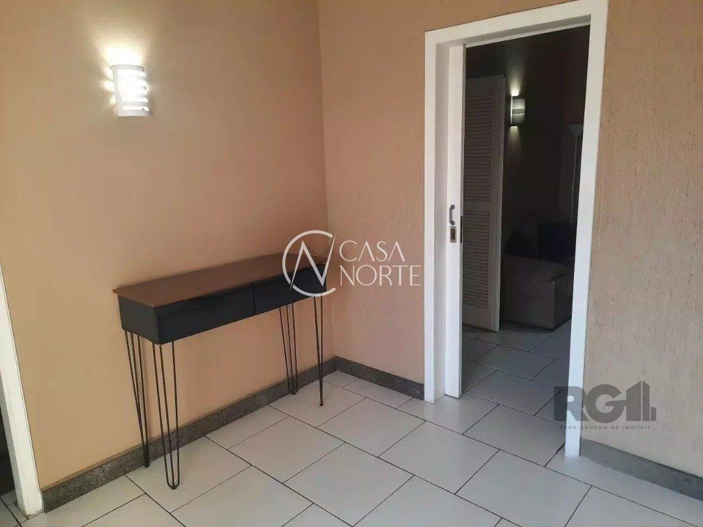 Casa à venda com 3 quartos, 125m², 1 suíte, 3 vagas, Rua Nossa Senhora das Graças no bairro Glória em Porto Alegre