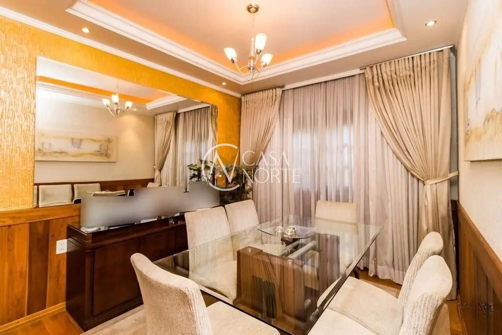 Casa à venda com 3 quartos, 278m², 2 suítes, 2 vagas, Rua Papa Pio XII no bairro Passo das Pedras em Porto Alegre