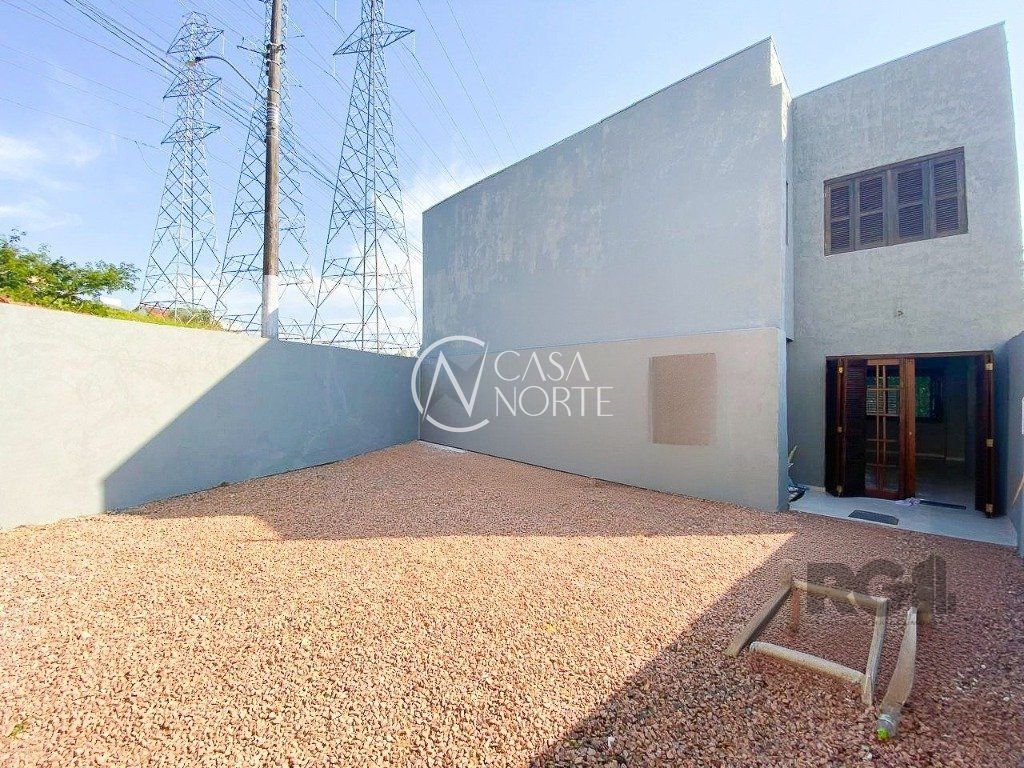 Casa à venda com 3 quartos, 103m², 1 suíte, 2 vagas, Rua Ronaldo Molina de Quadros no bairro Mário Quintana em Porto Alegre