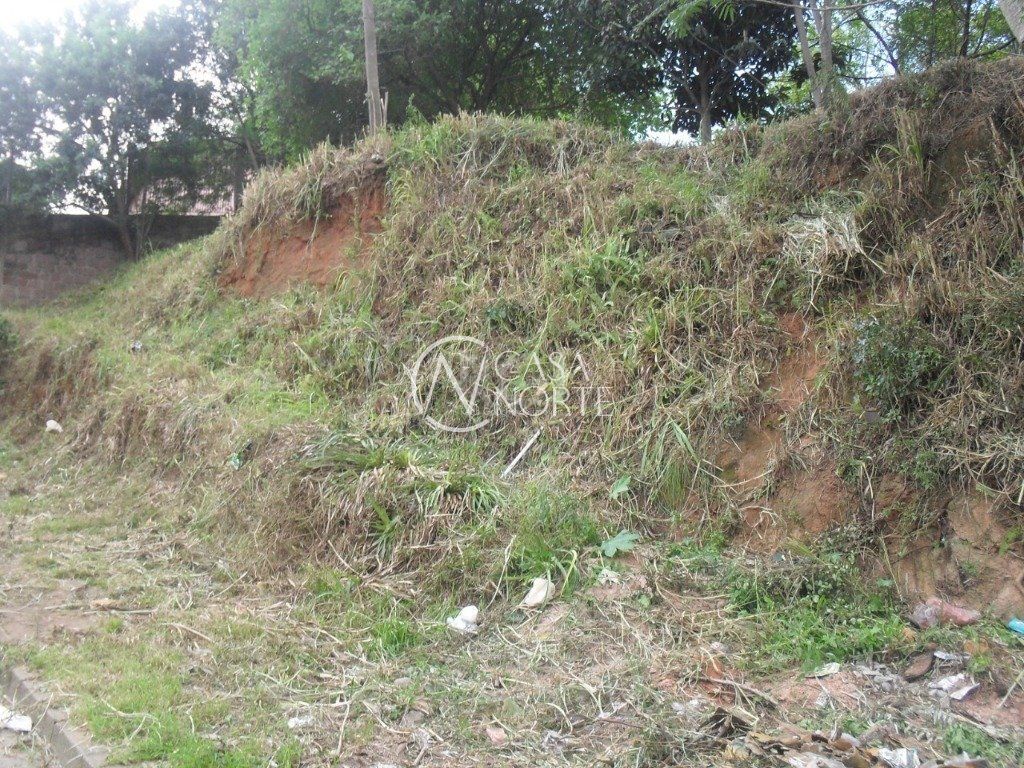 Terreno à venda  com 297m², Rua Octavio de Souza no bairro Teresópolis em Porto Alegre