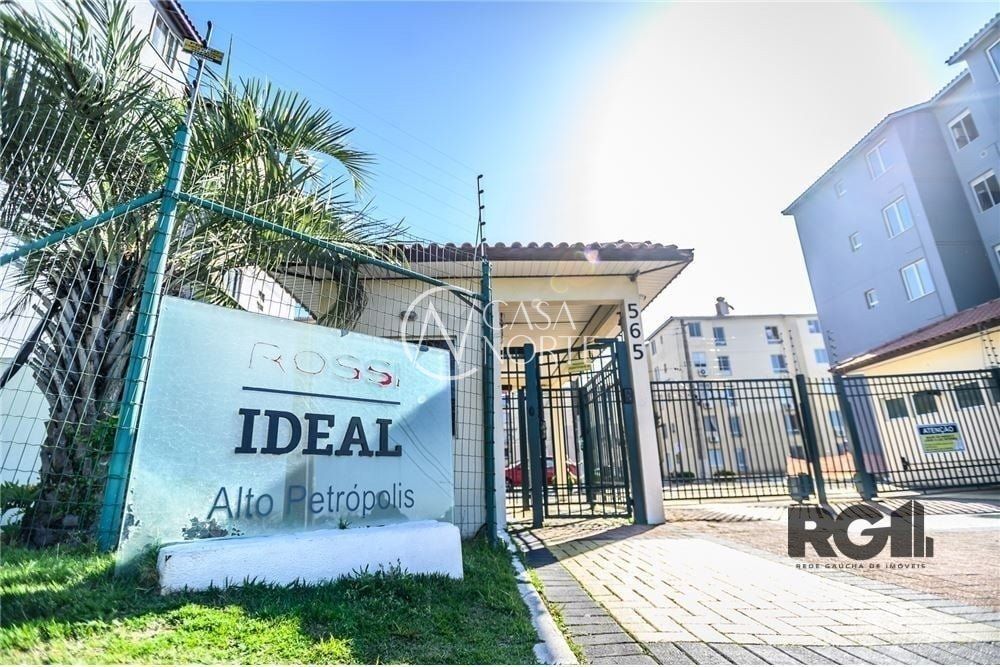 Apartamento à venda com 2 quartos, 43m², 1 vaga, Rua Ney da Gama Ahrends no bairro Morro Santana em Porto Alegre