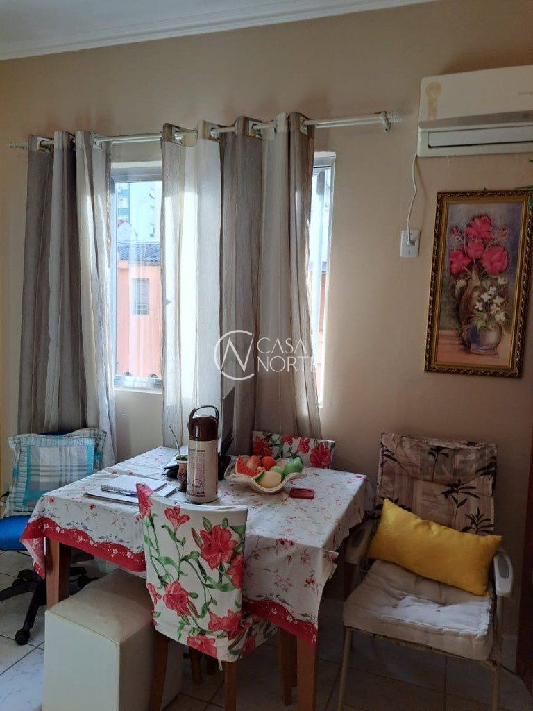 Apartamento à venda com 1 quarto, 44m², Rua Vigário José Inácio no bairro Centro Histórico em Porto Alegre