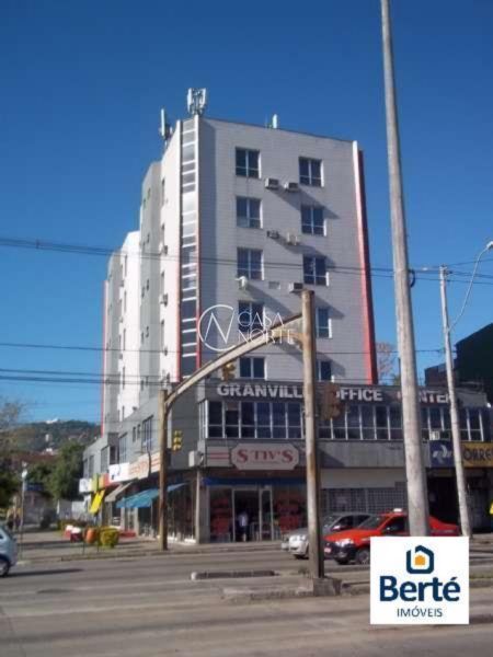 Loja à venda , 170m², Avenida Engenheiro Ludolfo Boehl no bairro Teresópolis em Porto Alegre