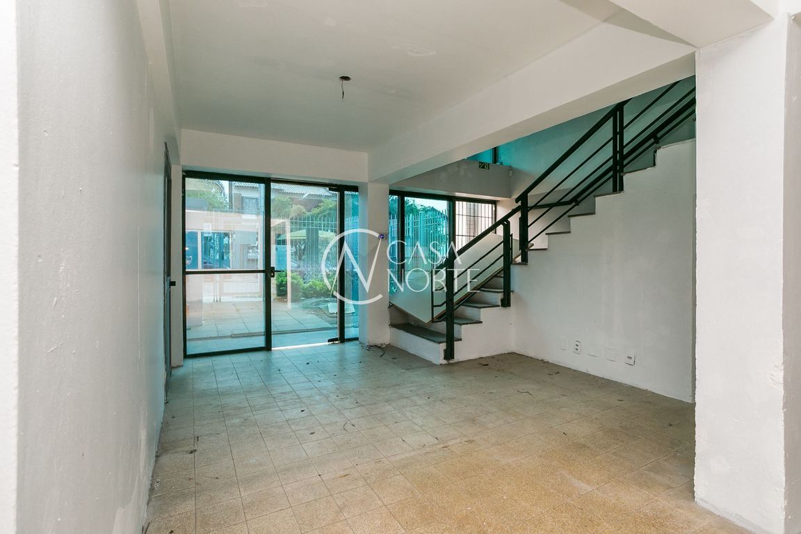 Prédio Comercial à venda , 742m², 3 vagas, Rua Florinha no bairro Cavalhada em Porto Alegre