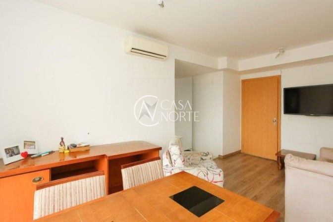 Apartamento à venda com 2 quartos, 63m², 1 suíte, 1 vaga, Rua Jari no bairro Passo da Areia em Porto Alegre