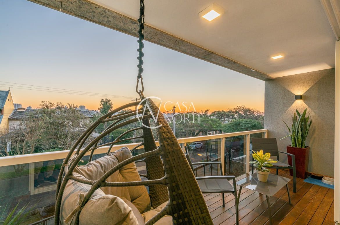 Apartamento à venda com 1 quarto, 56m², 1 vaga, Avenida General Barreto Viana no bairro Chácara das Pedras em Porto Alegre