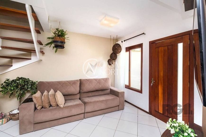 Casa de Condomínio à venda com 2 quartos, 84m², 1 suíte, 1 vaga, Rua Francisco Bortoluzzi no bairro Ipanema em Porto Alegre