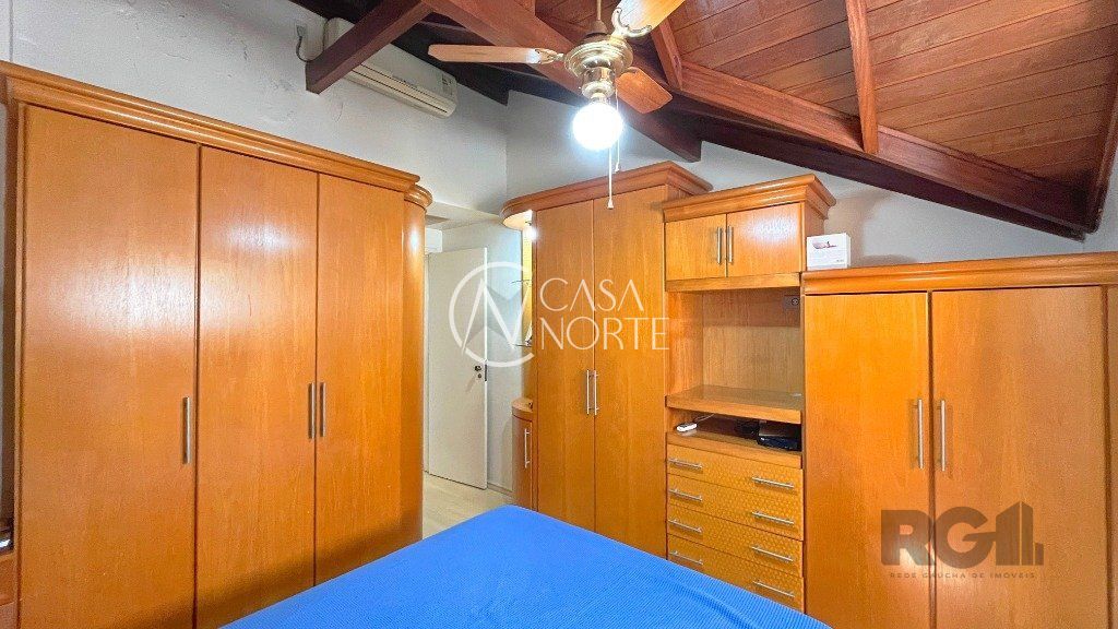 Casa de Condomínio à venda com 3 quartos, 110m², 1 suíte, 2 vagas, Avenida Arnaldo Bohrer no bairro Teresópolis em Porto Alegre