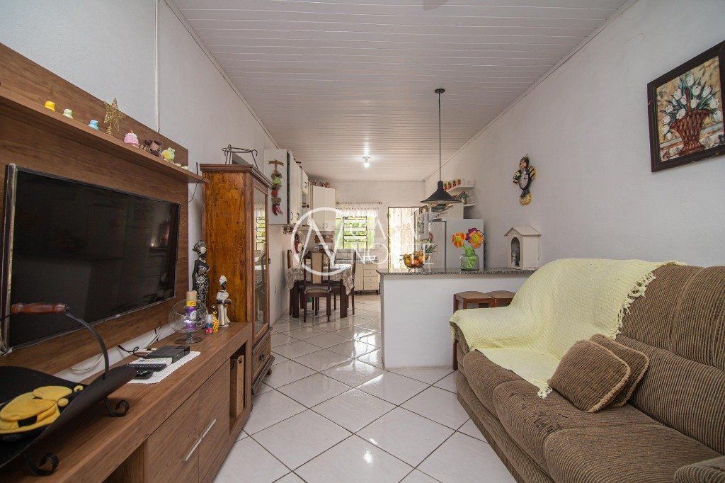 Casa à venda com 2 quartos, 10m², 2 vagas, Rua da Fonte no bairro Bom Jesus em Porto Alegre