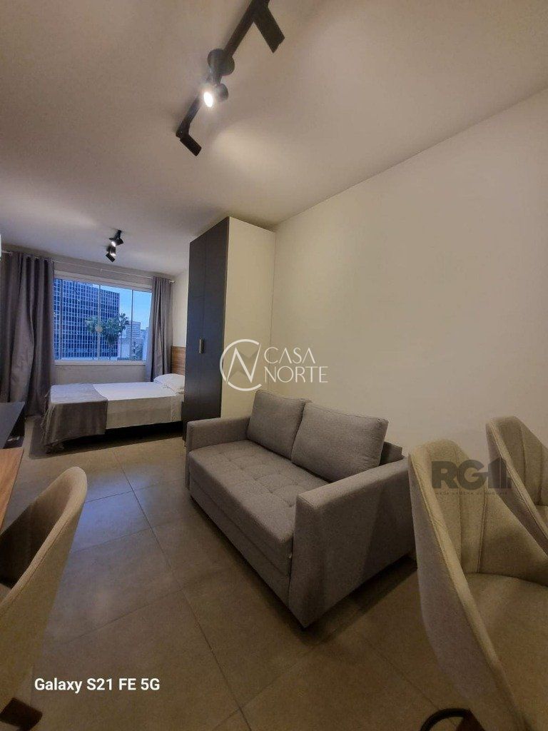 Apartamento à venda com 1 quarto, 30m², 1 suíte, Rua dos Andradas no bairro Centro Histórico em Porto Alegre