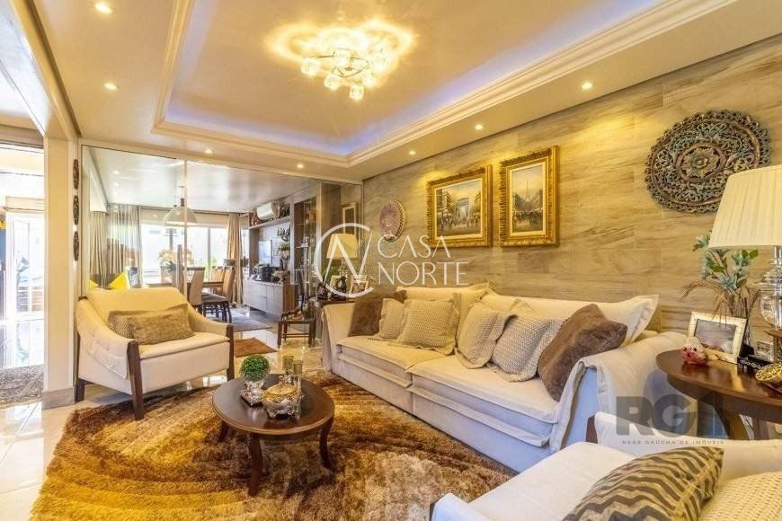 Casa à venda com 3 quartos, 280m², 1 suíte, 2 vagas, Rua Alfredo Miranda Obino no bairro Jardim Itu em Porto Alegre
