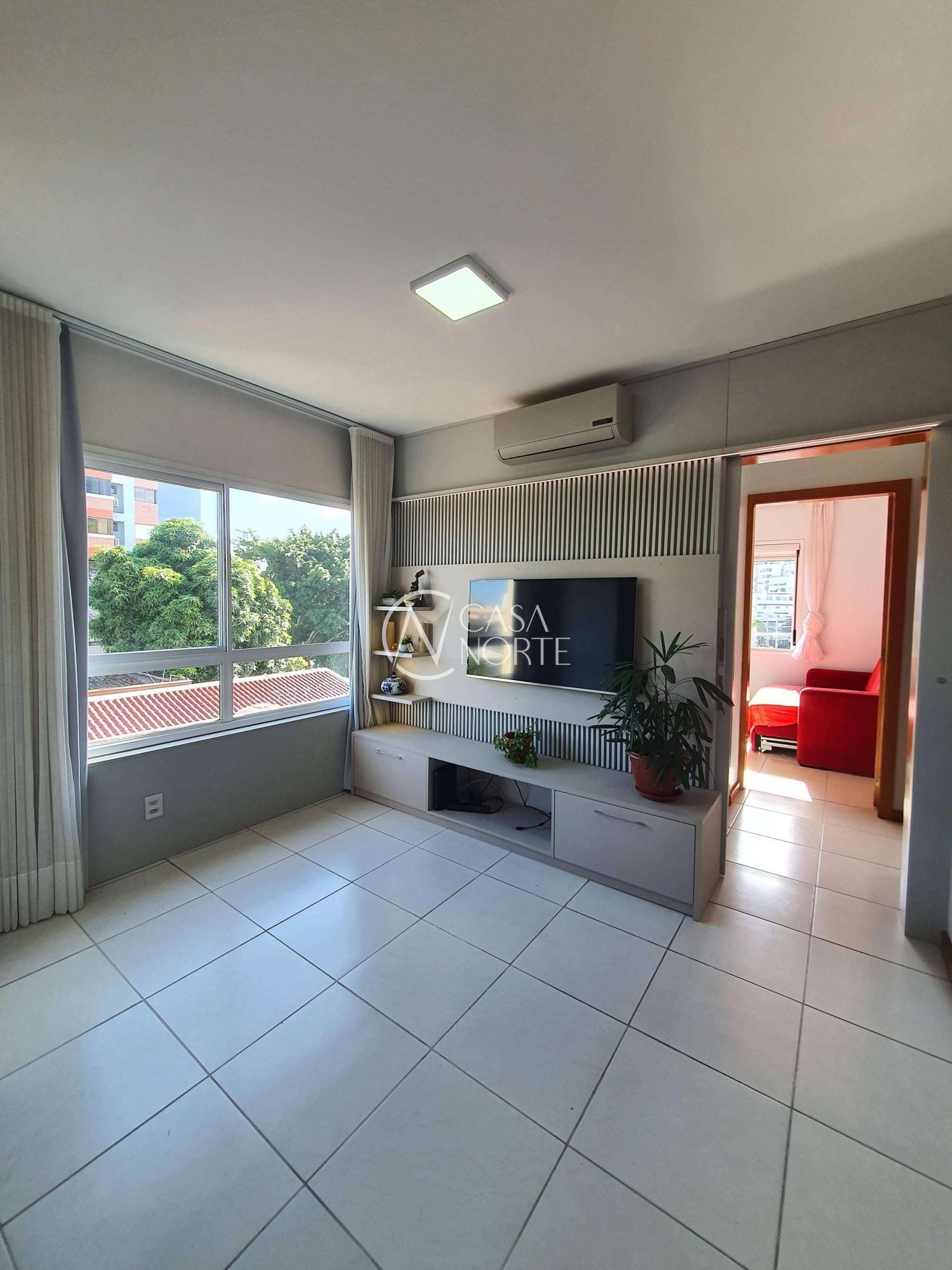 Apartamento à venda com 2 quartos, 61m², 1 vaga, Rua Veador Porto no bairro Santana em Porto Alegre