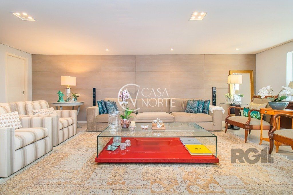 Casa à venda com 4 quartos, 351m², 3 suítes, 3 vagas, Rua Tomaz Edison no bairro Santo Antônio em Porto Alegre