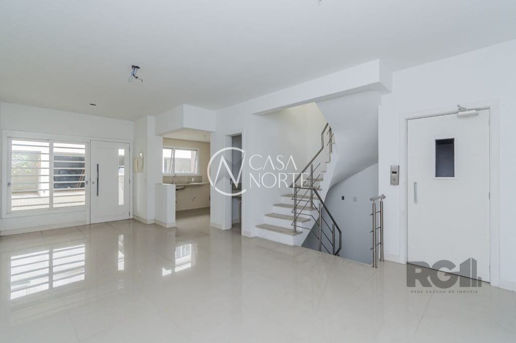 Casa de Condomínio à venda com 3 quartos, 251m², 3 suítes, 3 vagas, Avenida Padre Cacique no bairro Praia de Belas em Porto Alegre