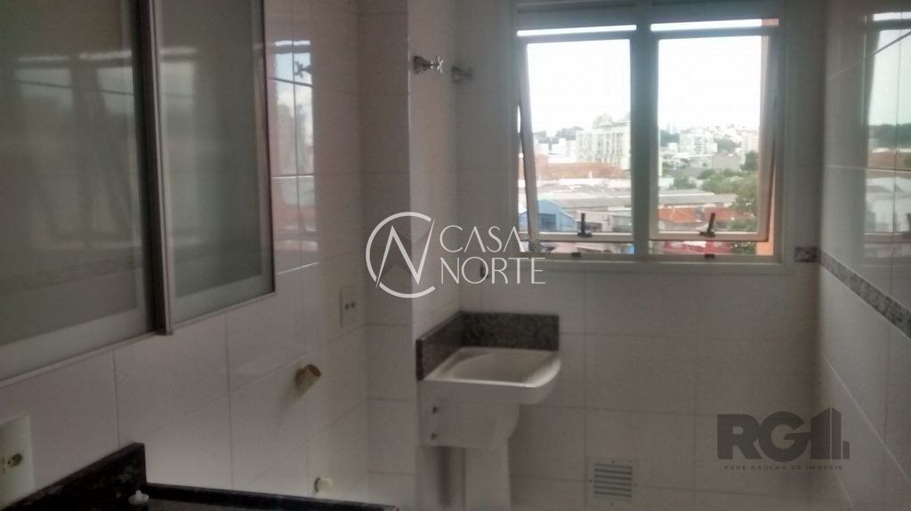 Apartamento à venda com 2 quartos, 51m², 1 vaga, Avenida da Azenha no bairro Azenha em Porto Alegre