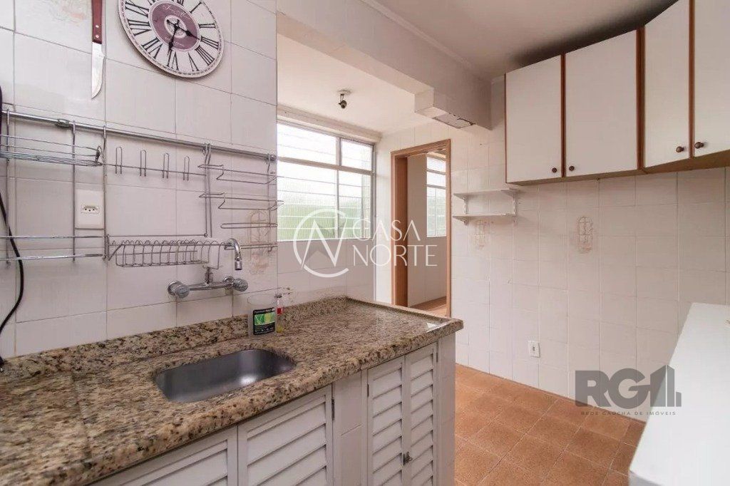 Apartamento à venda com 2 quartos, 73m², 1 vaga, Travessa Marechal Bormann no bairro Teresópolis em Porto Alegre