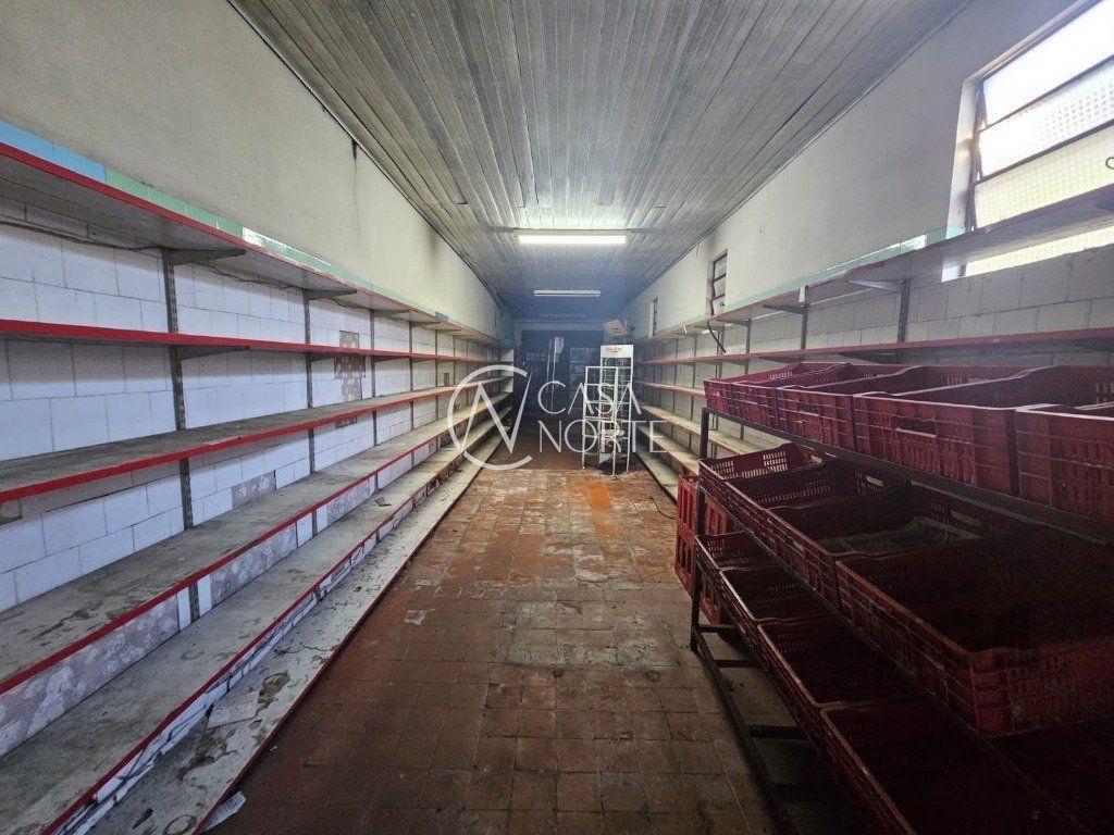 Prédio Comercial à venda , 170m², 2 vagas, Rua Orfanotrofio no bairro Santa Tereza em Porto Alegre