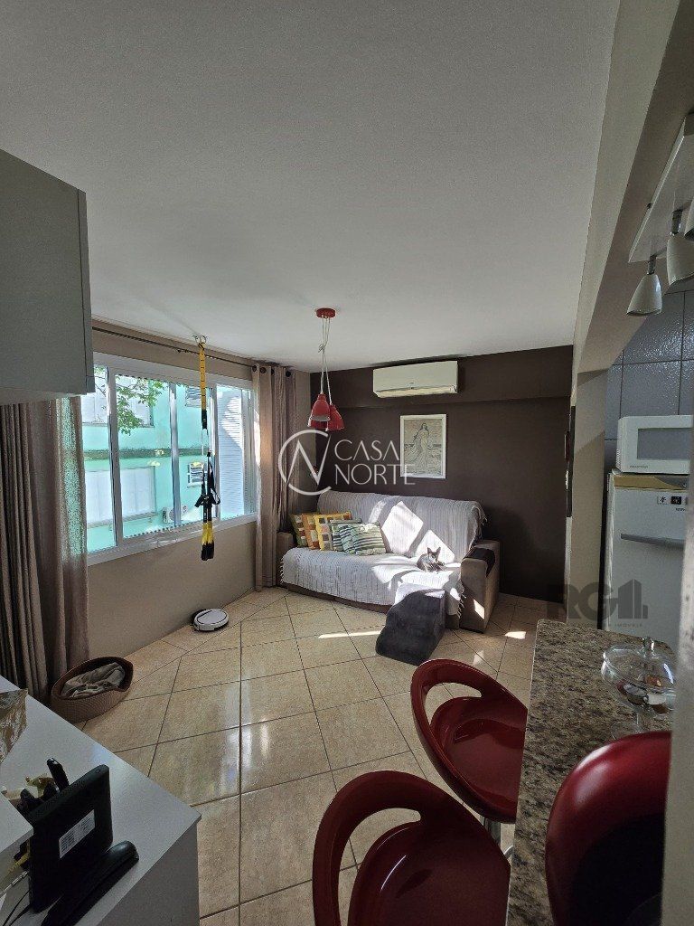 Apartamento à venda com 3 quartos, 81m², 2 vagas, Rua Orfanotrófio no bairro Santa Tereza em Porto Alegre