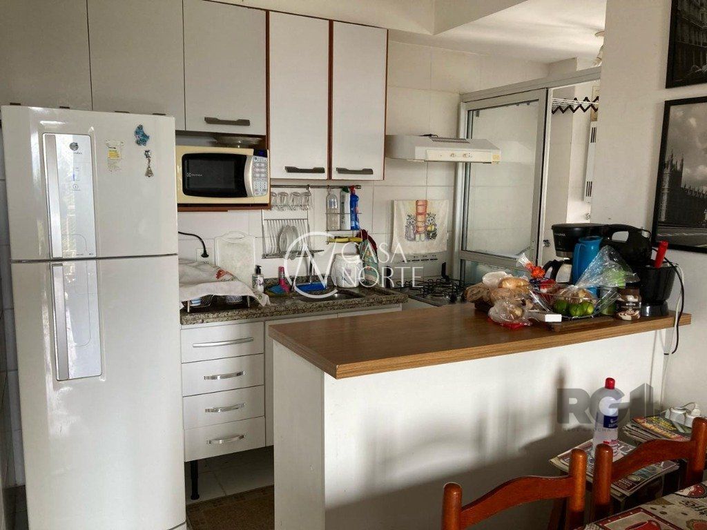 Apartamento à venda com 3 quartos, 72m², 1 suíte, 2 vagas, Avenida Arnaldo Bohrer no bairro Teresópolis em Porto Alegre