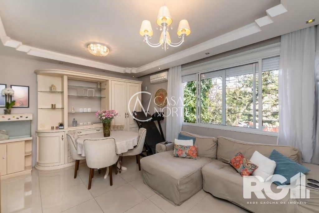 Apartamento à venda com 2 quartos, 100m², 1 suíte, 1 vaga, Rua Dona Leonor no bairro Rio Branco em Porto Alegre