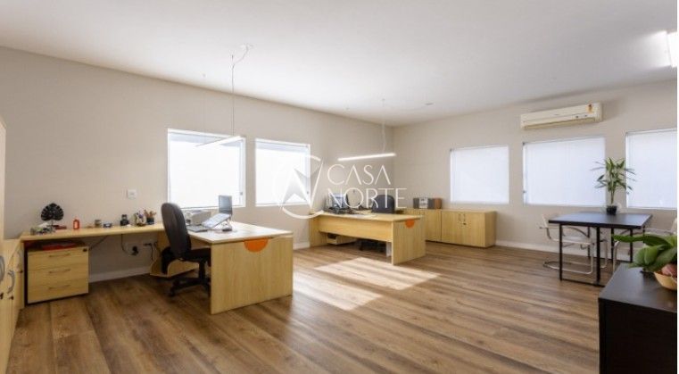 Sala Comercial à venda com 1 quarto, 47m², 1 vaga, Avenida Protásio Alves no bairro Petrópolis em Porto Alegre