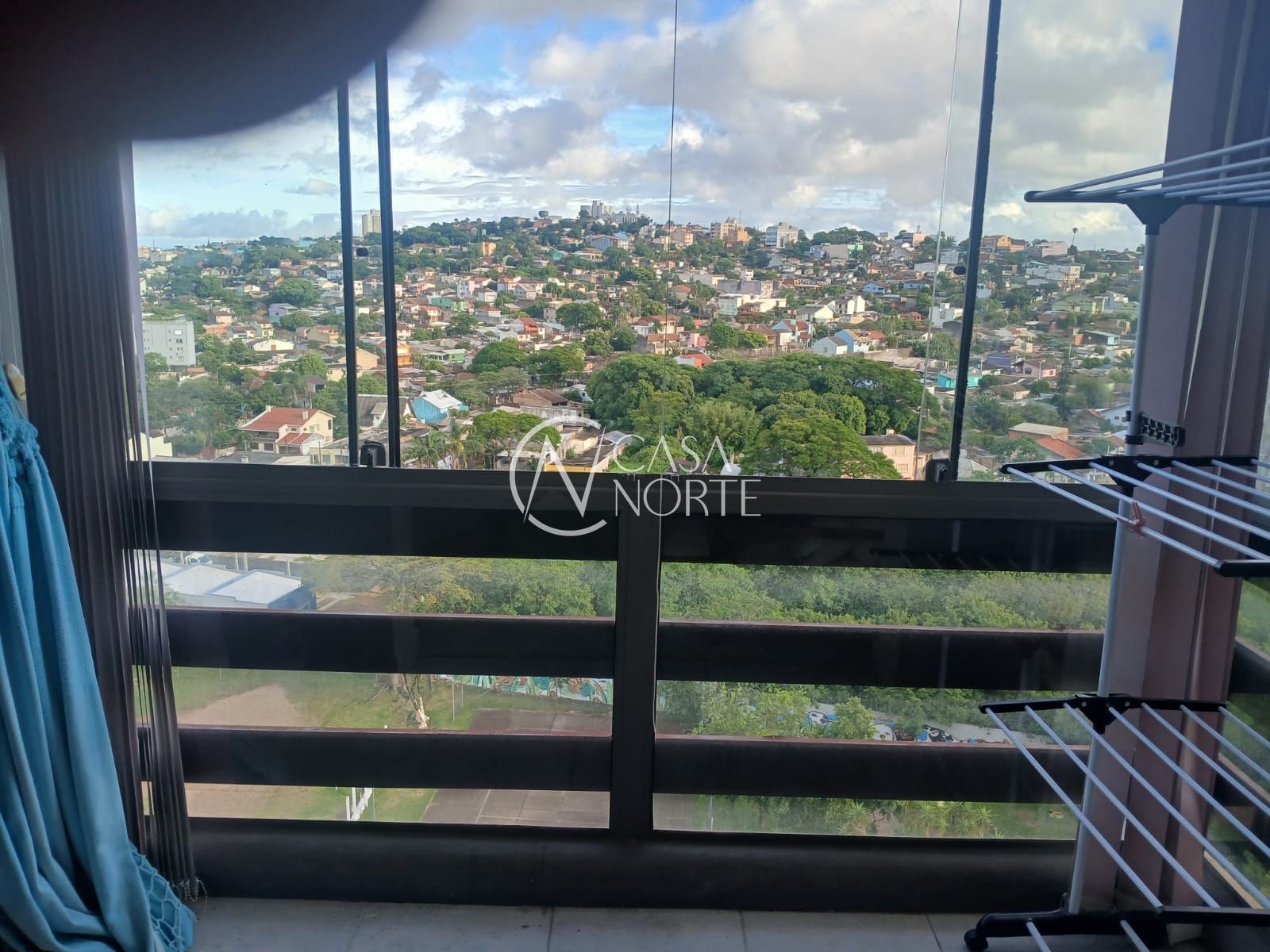 Apartamento à venda com 2 quartos, 76m², 1 vaga, Rua Capitão Arisoly Vargas no bairro Partenon em Porto Alegre