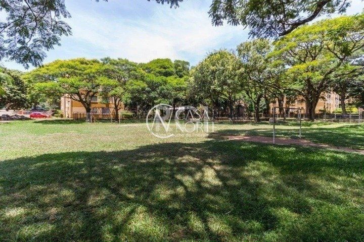 Apartamento à venda com 3 quartos, 66m², 1 vaga, Rua Carlos Ferreira no bairro Teresópolis em Porto Alegre