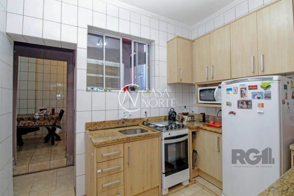 Casa à venda com 4 quartos, 125m², Rua Felipe Camarão no bairro Rio Branco em Porto Alegre