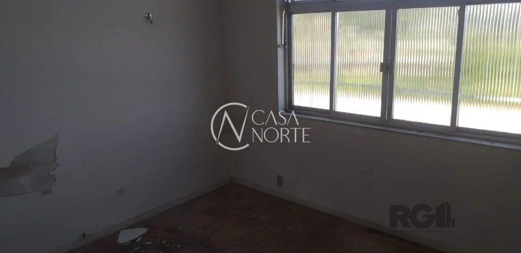 Prédio Comercial à venda , 800m², Rua Dona Veva no bairro Coronel Aparício Borges em Porto Alegre