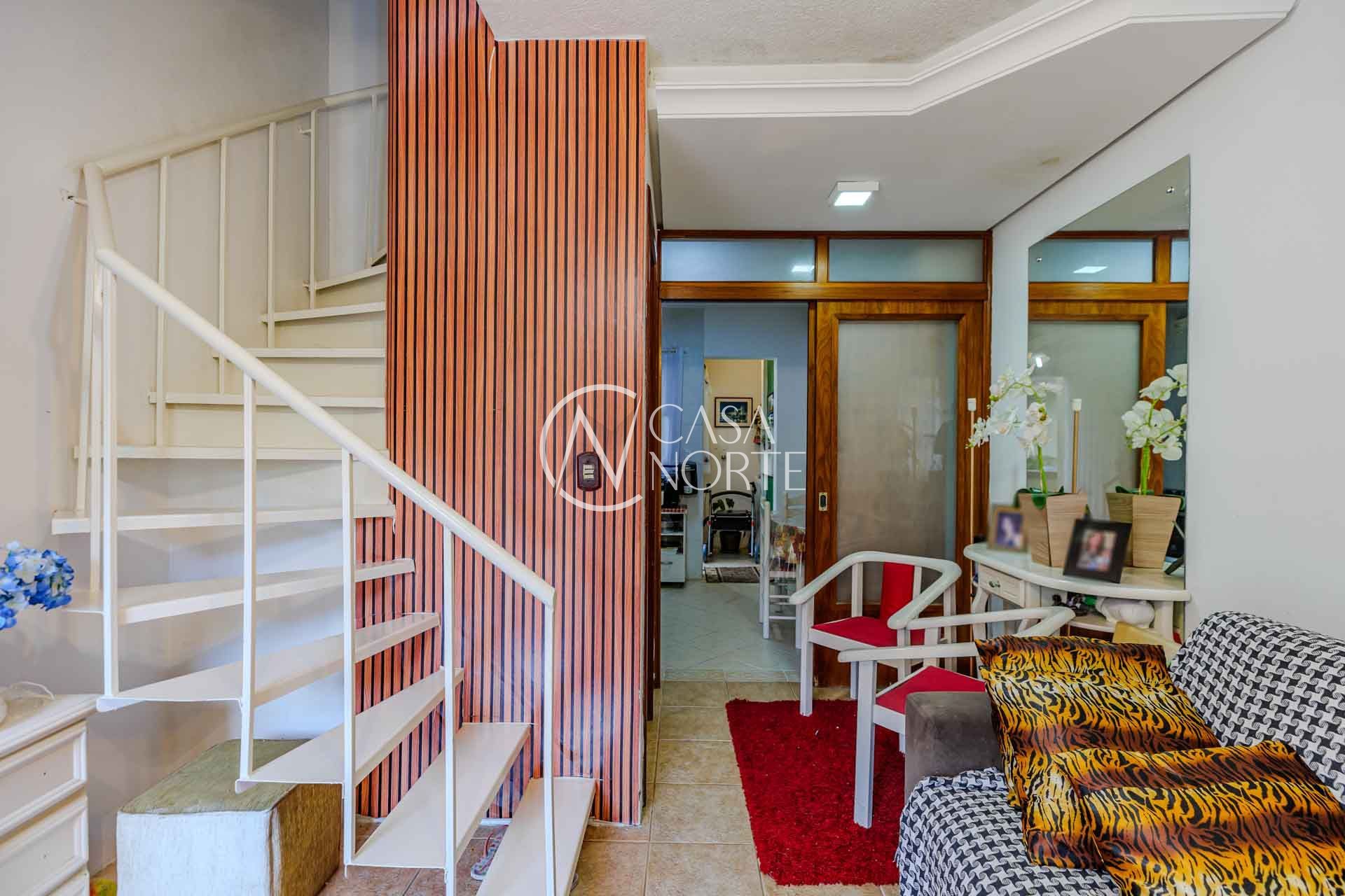 Casa de Condomínio à venda com 3 quartos, 73m², 1 vaga, Rua Professor Carvalho Freitas no bairro Teresópolis em Porto Alegre