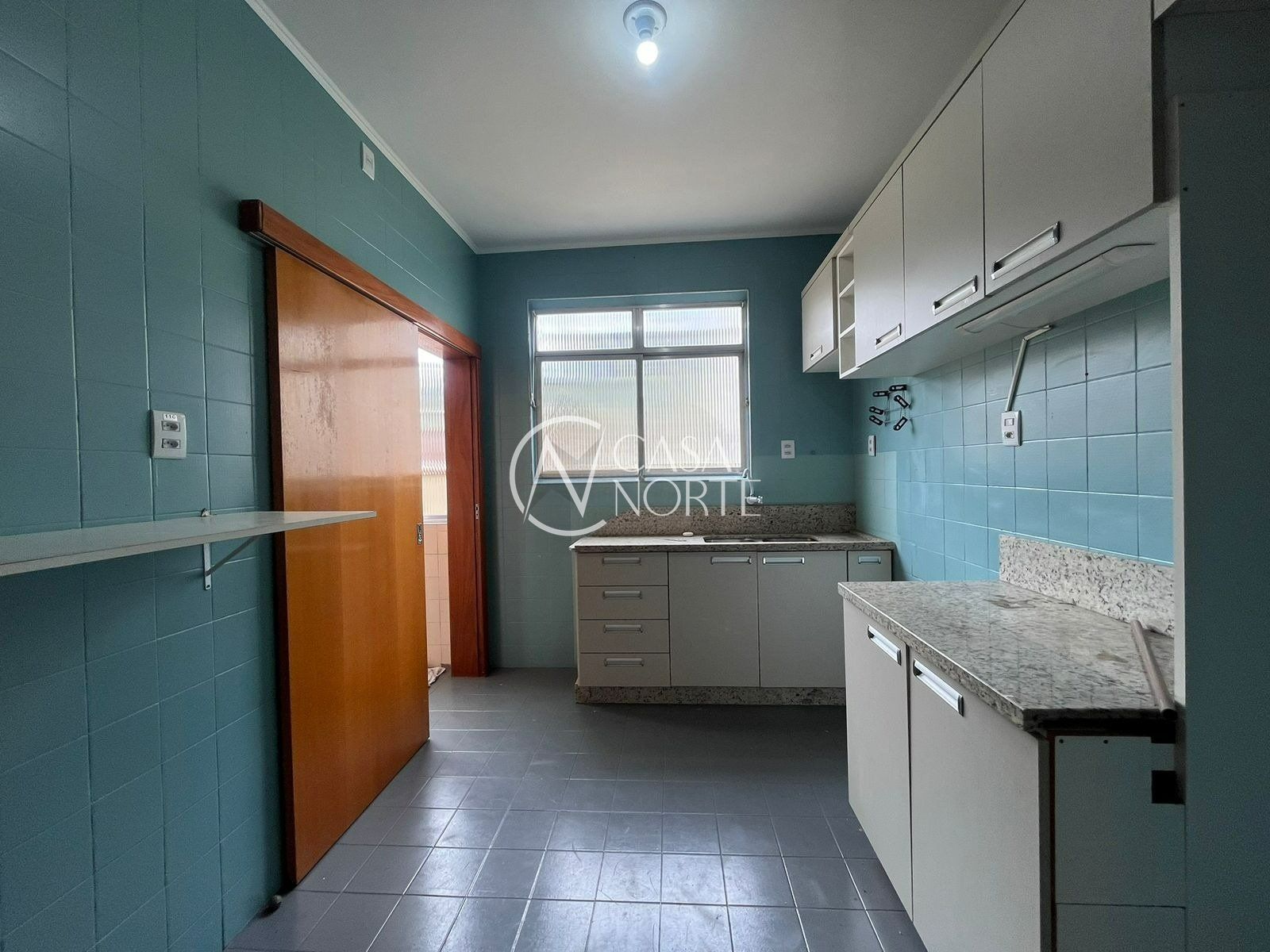 Apartamento à venda com 3 quartos, 112m², 1 vaga, Rua Coronel Paulino Teixeira no bairro Rio Branco em Porto Alegre