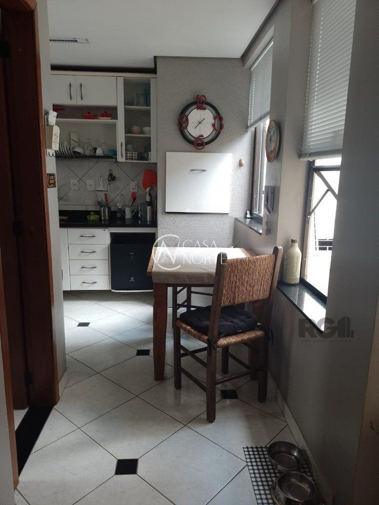 Apartamento à venda com 3 quartos, 112m², Rua Amélia Teles no bairro Petrópolis em Porto Alegre
