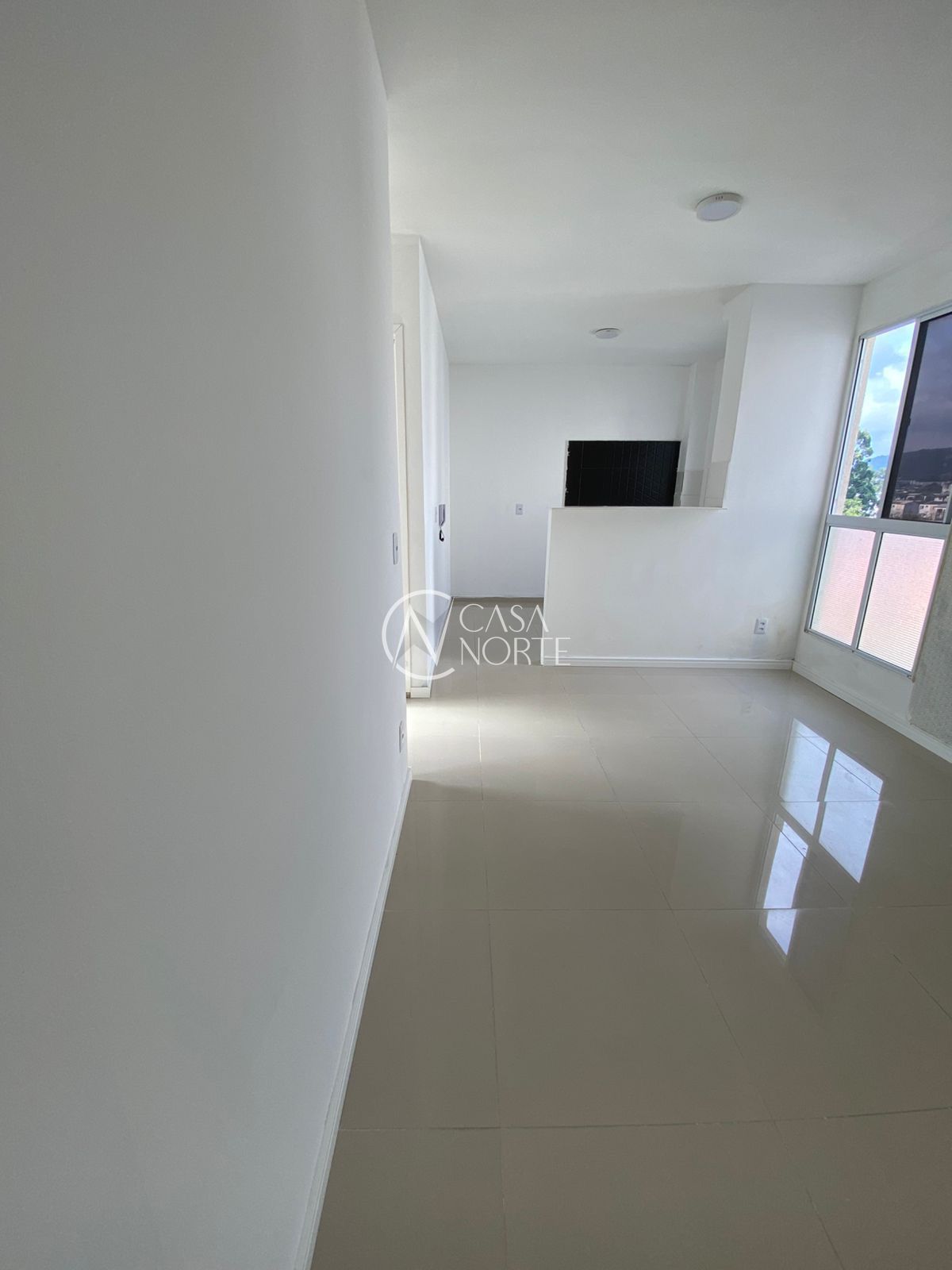 Apartamento à venda com 2 quartos, 39m², 1 vaga, Rua Atílio Supertti no bairro Vila Nova em Porto Alegre