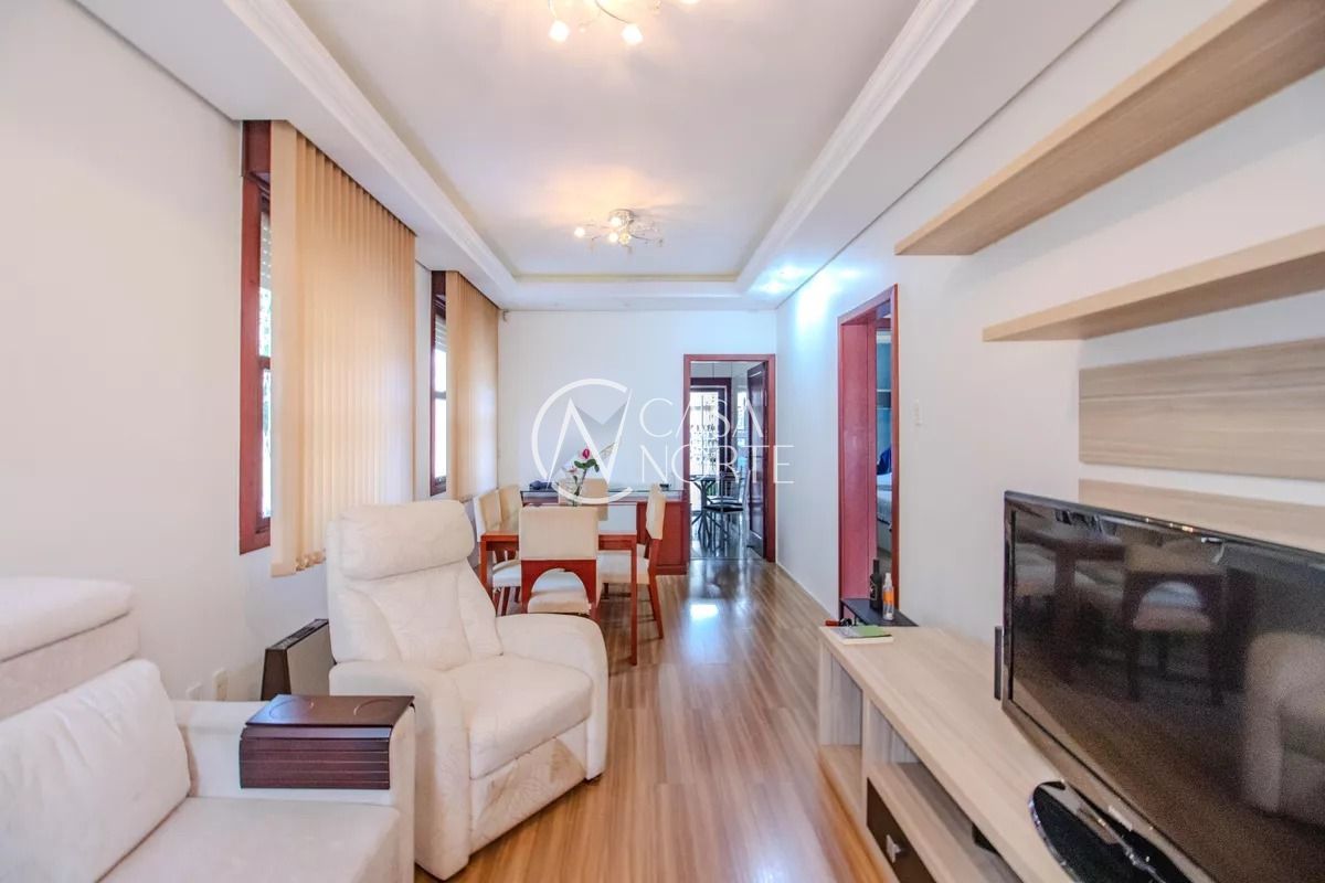 Casa à venda com 2 quartos, 173m², 2 suítes, 3 vagas, Avenida Benno Mentz no bairro Vila Ipiranga em Porto Alegre