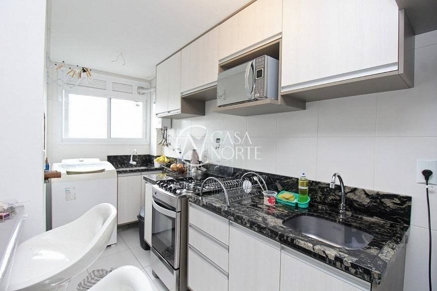 Apartamento à venda com 2 quartos, 60m², 1 suíte, 1 vaga, Rua Luiz Cosme no bairro Passo da Areia em Porto Alegre