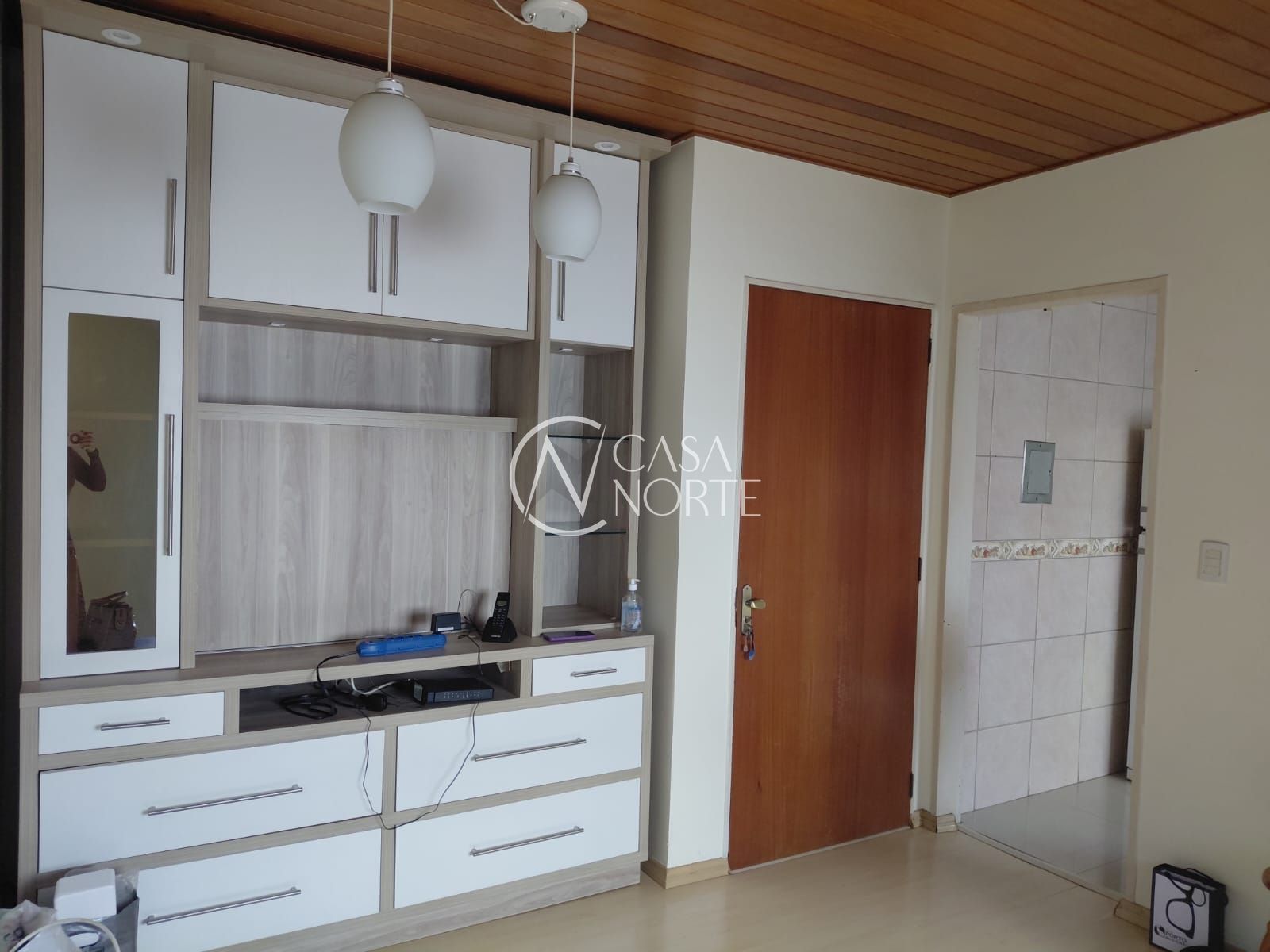 Apartamento à venda com 2 quartos, 52m², 1 vaga, Avenida Professor Oscar Pereira no bairro Azenha em Porto Alegre