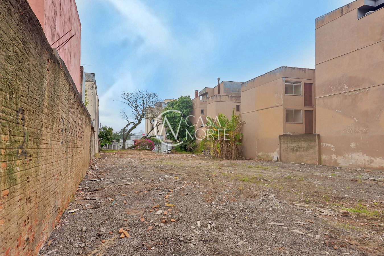 Terreno à venda  com 968m², Rua Coronel José Rodrigues Sobral no bairro Partenon em Porto Alegre