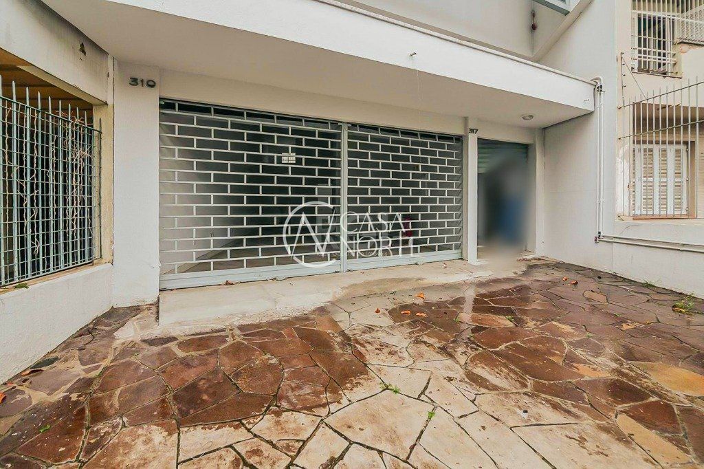 Prédio Comercial à venda , 241m², Avenida Taquara no bairro Petrópolis em Porto Alegre